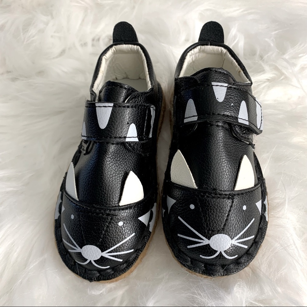 BEE 🐝 HAPPY BUNNY SHOES